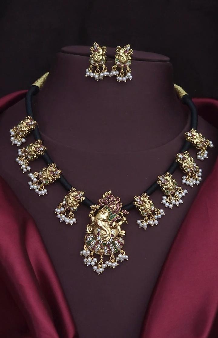Black Thread Necklace Set 2