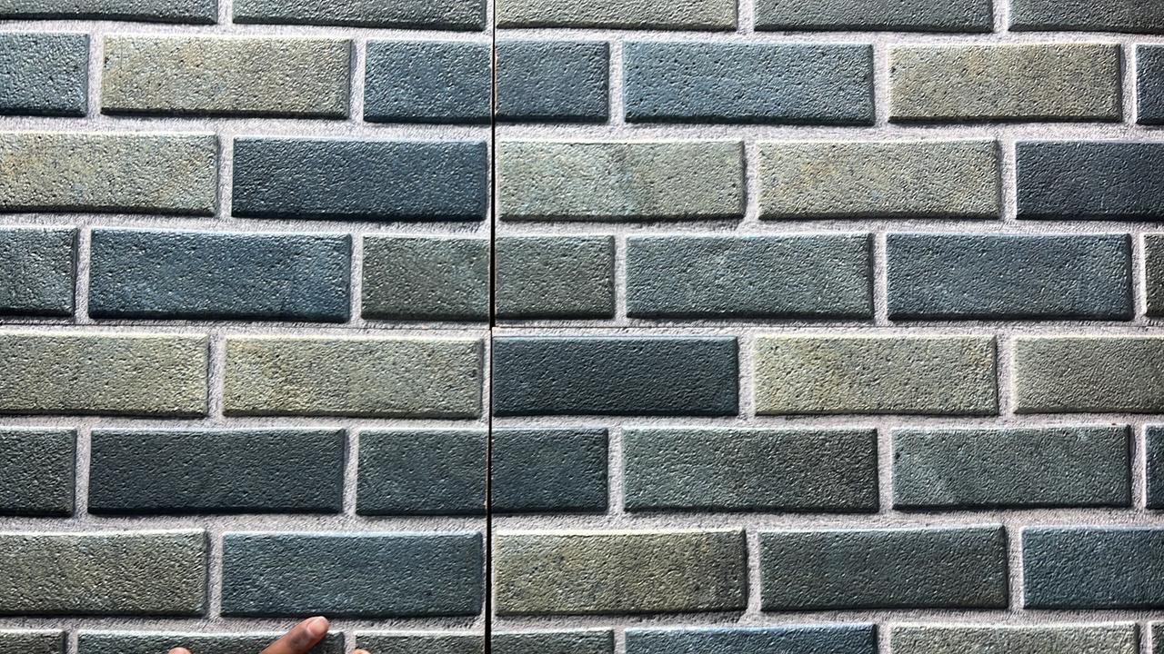 Brick Pattern Tiles