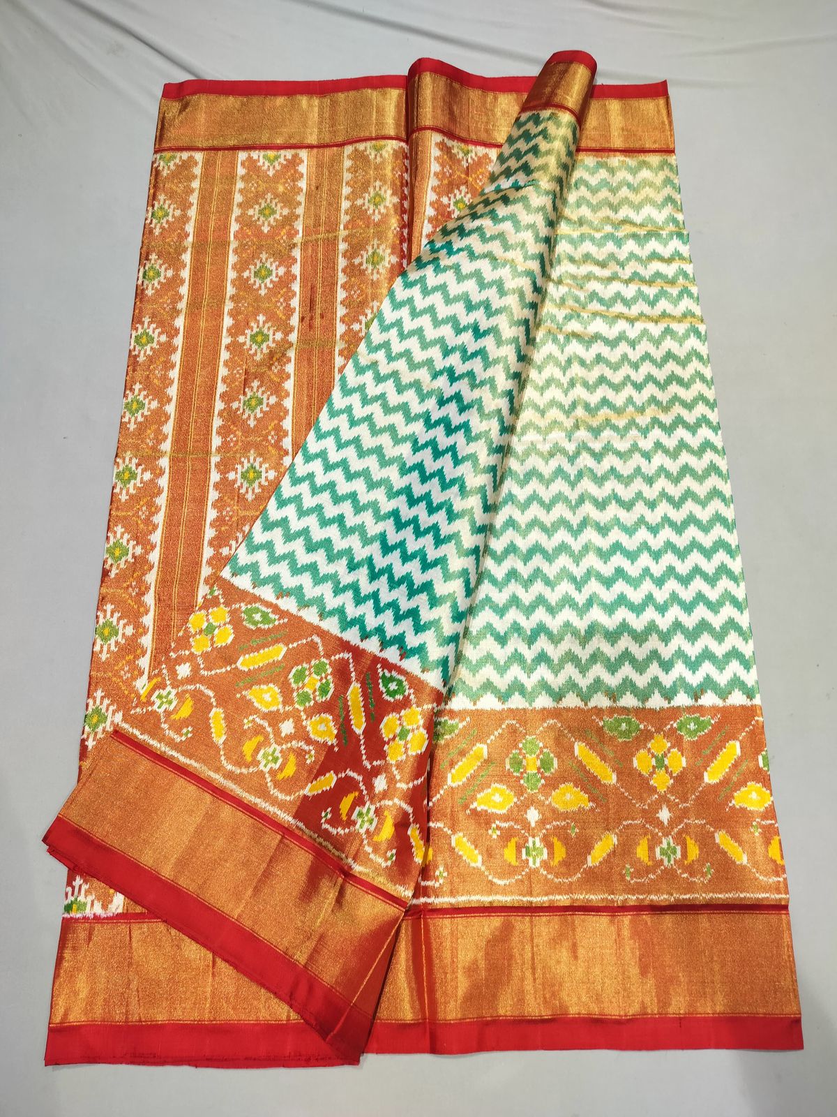 pochampally ikkat full tissue sarees