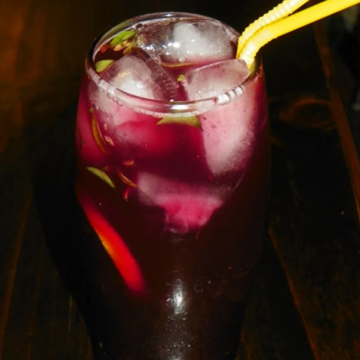 Red wine mojitos