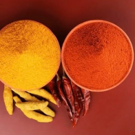 mirchi and turmeric powder