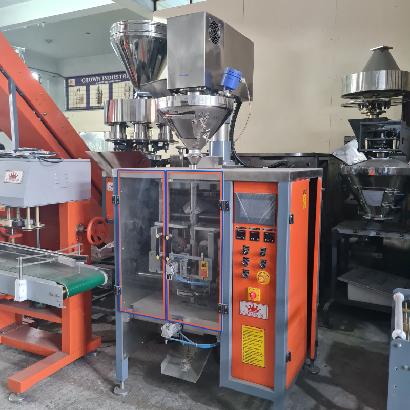 FLOUR POUCH PACKING MACHINE
