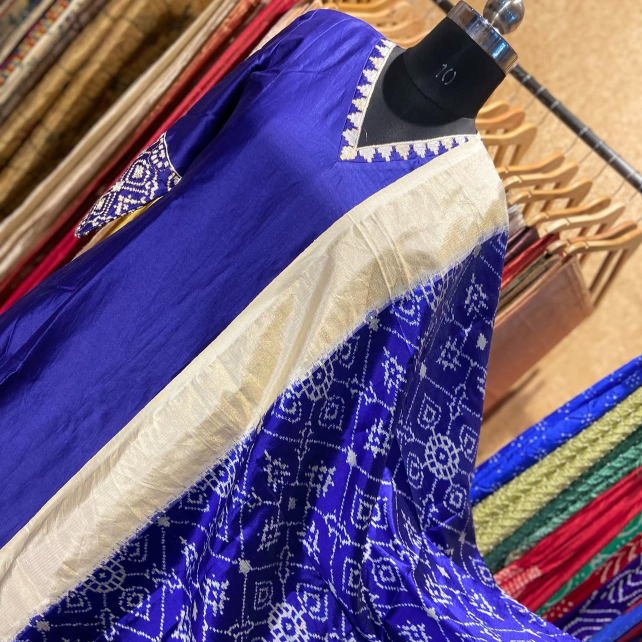 V Line stright kurta set