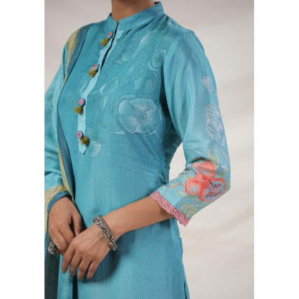 Women floral print kurta set blue