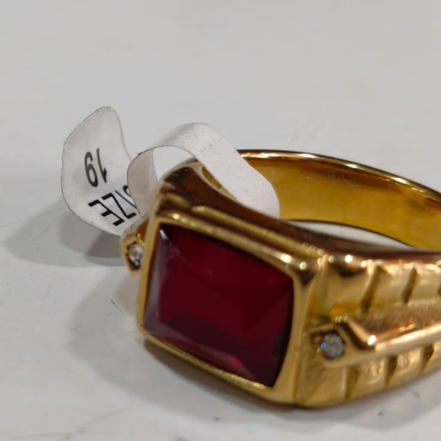 Ring Red Stone