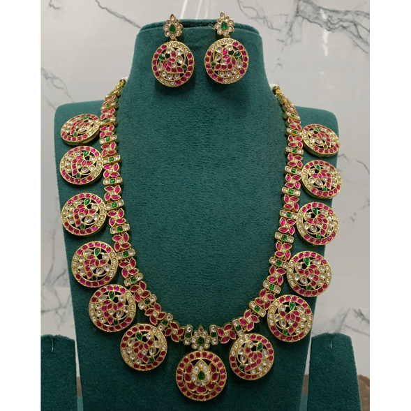 Jadakundan long bottumala