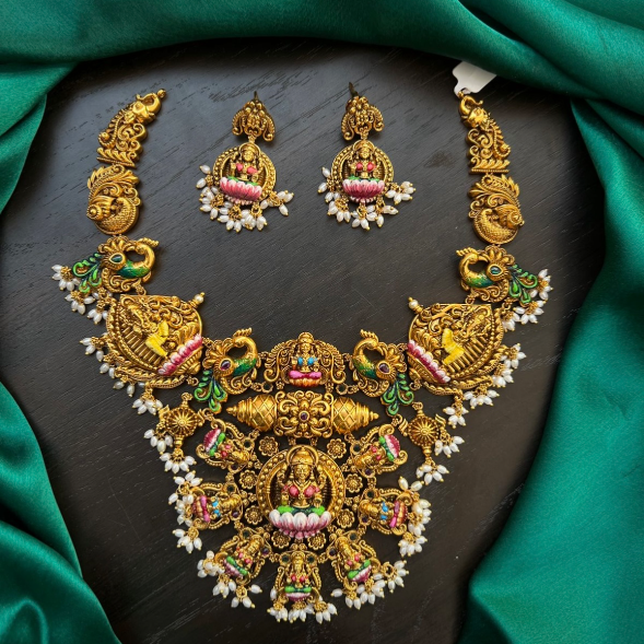 Antique temple neckset (short)