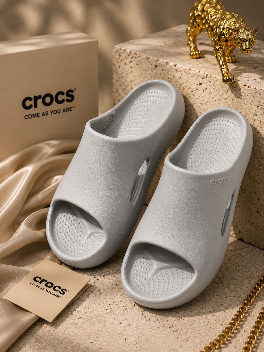 The Crocs Mellow Recovery Slide grey