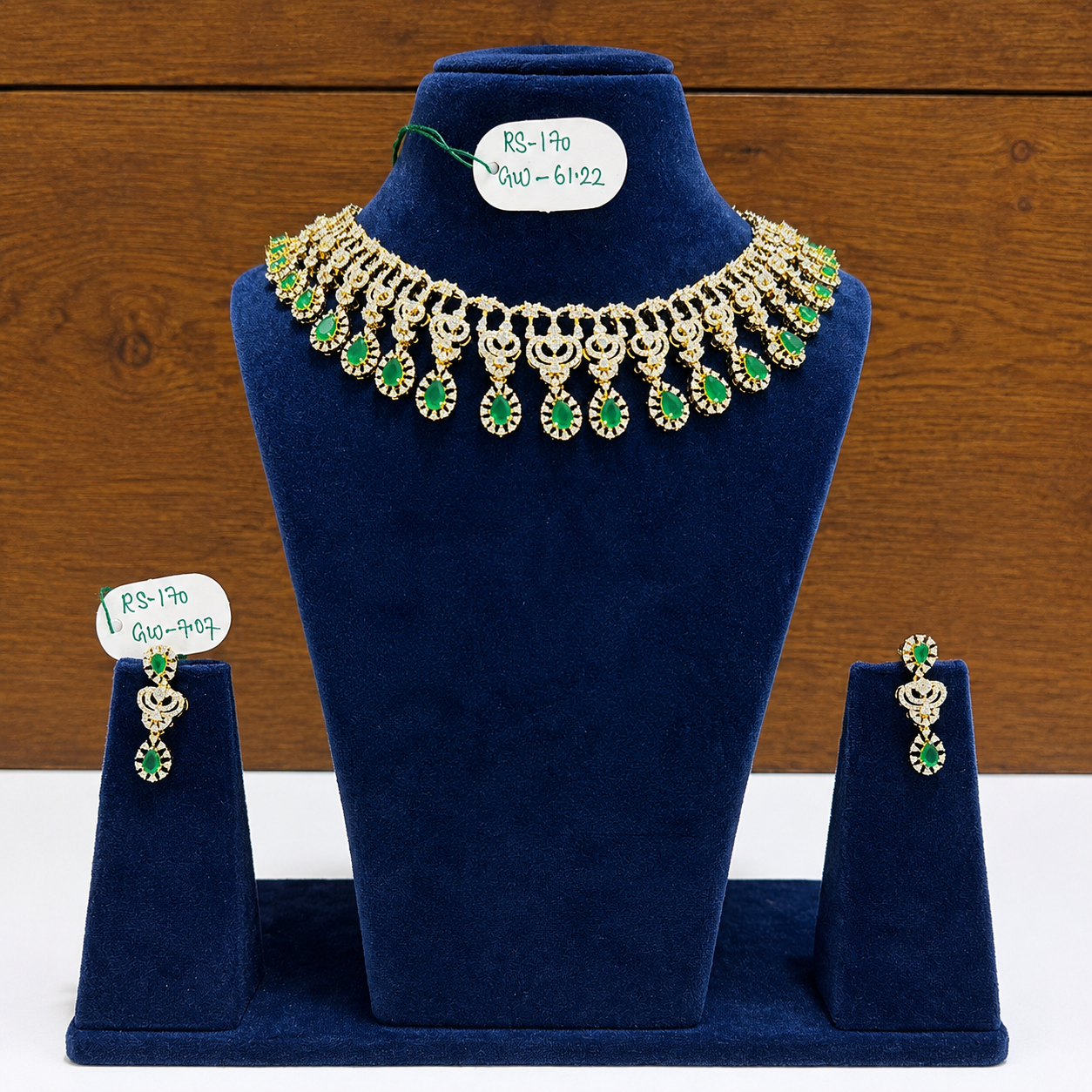 Emerald Drop Diamond Choker Necklace Set
