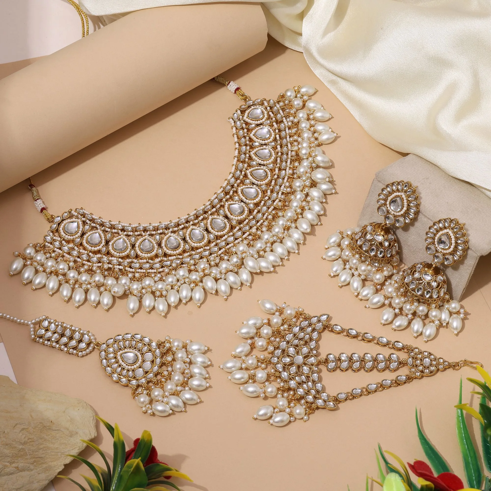 FNKN126WHT Ivory Pearl Kundan Bridal Choker Jewellery Set
