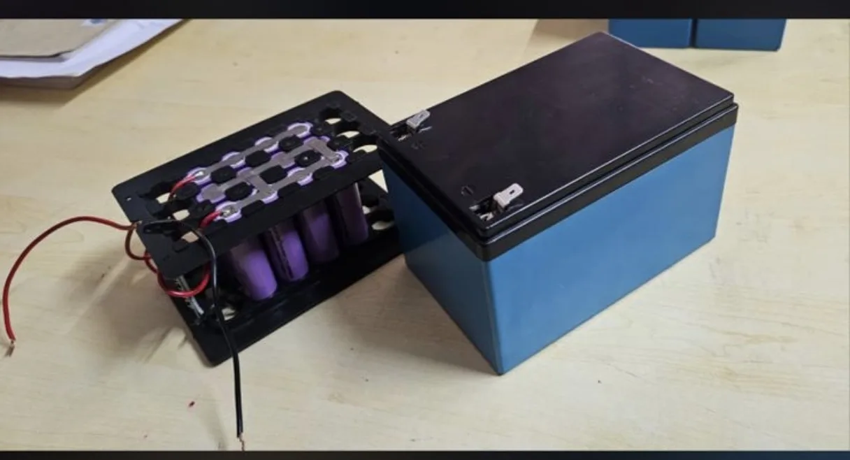 BATTERY 12 V 12 A
