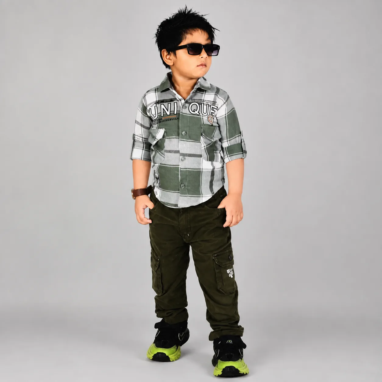 Sm Sony  I 2V - 009 I Pistha Green