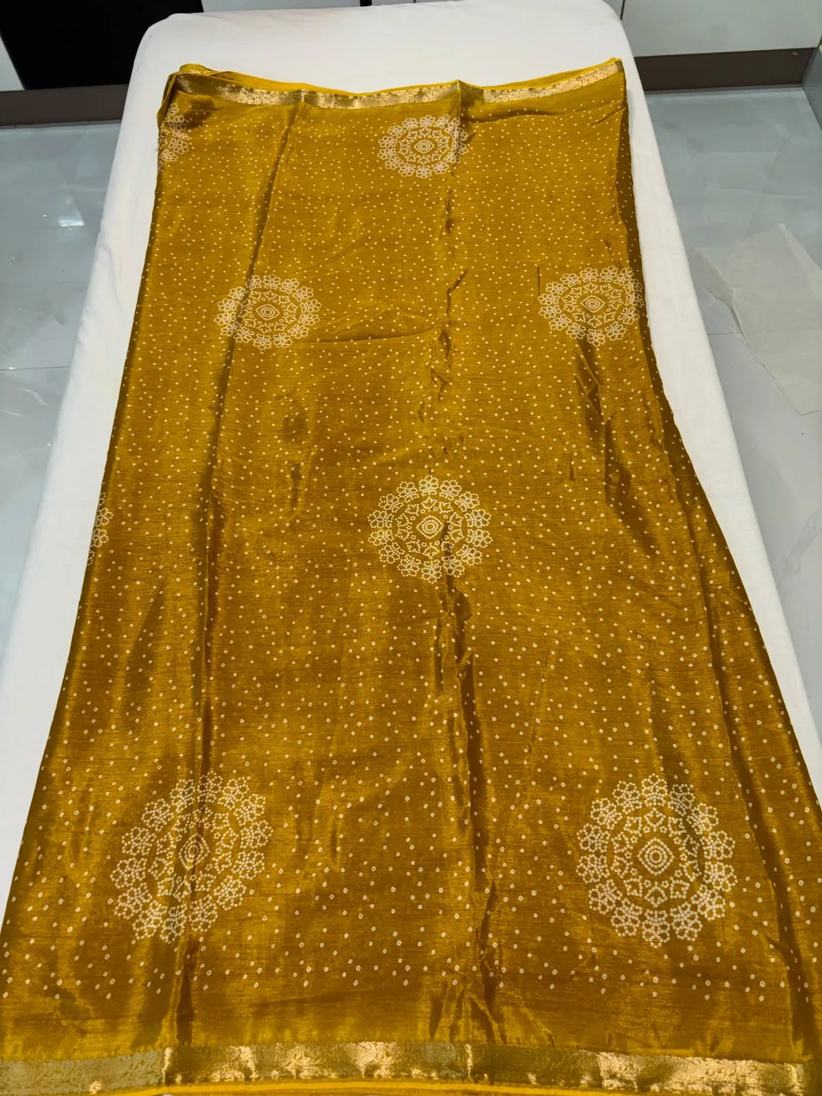 Bandhini saree