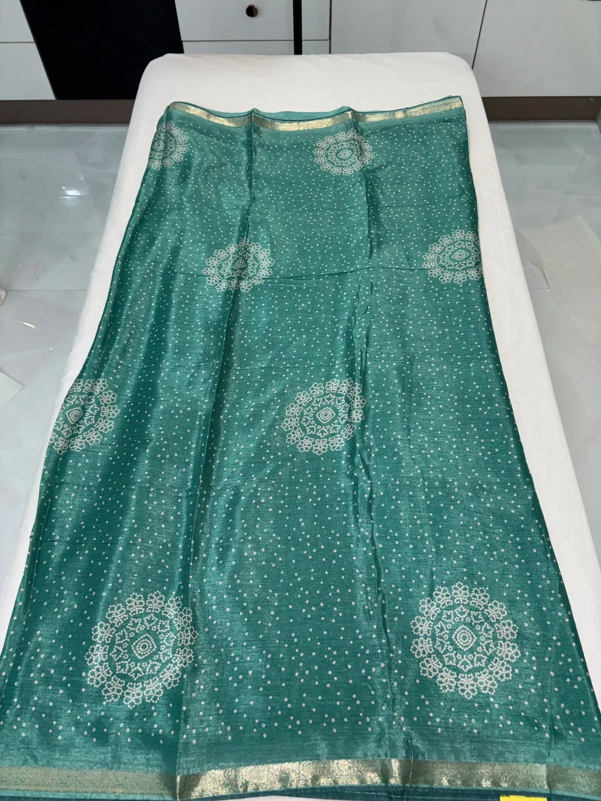 Bandhini saree