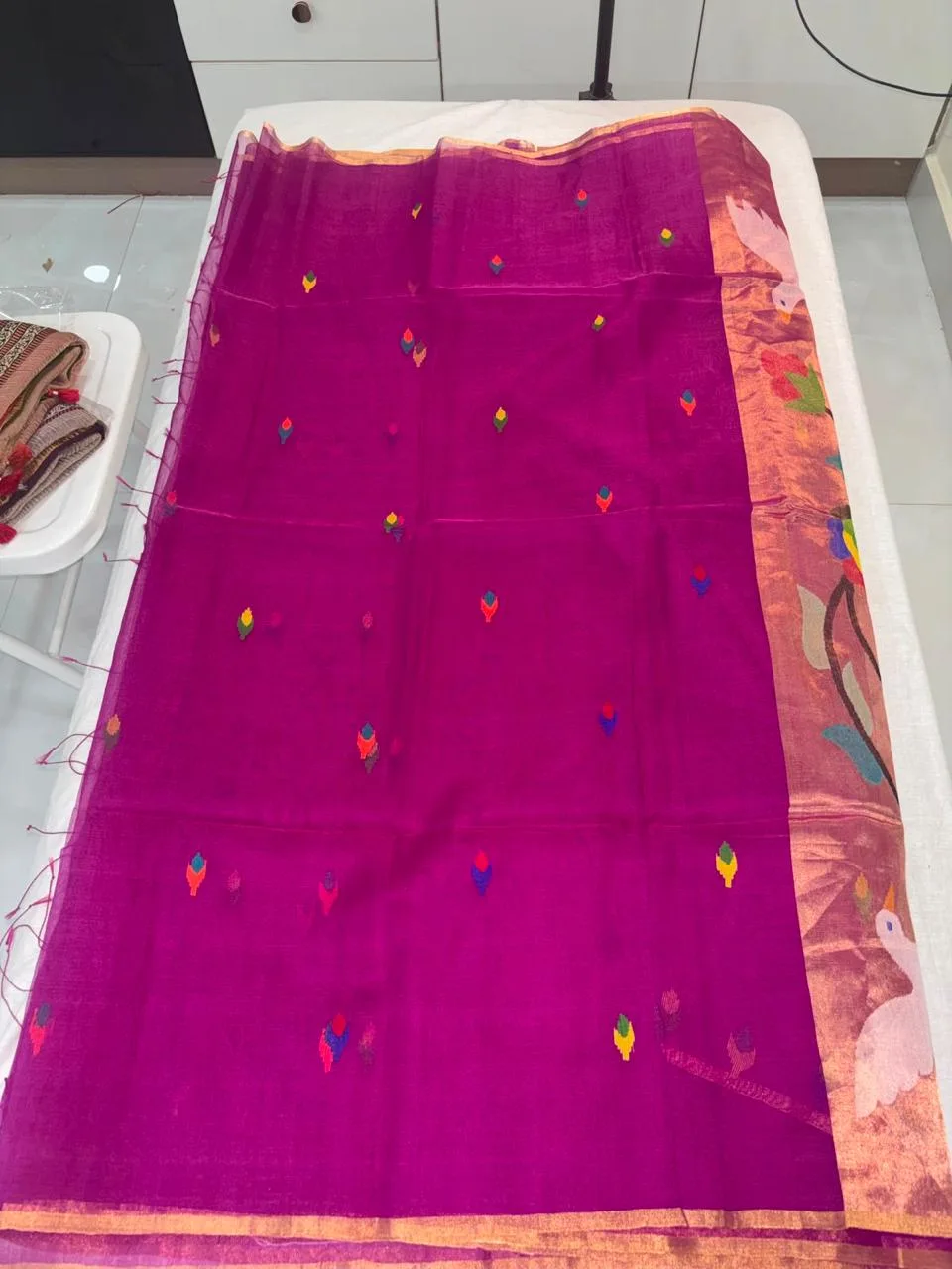 Muslin zamdhaani saree