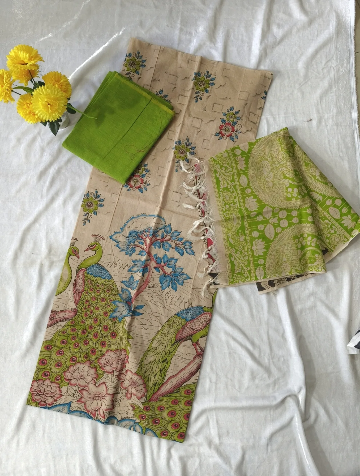 “Royal Peacock Kalamkari Dress Material” 🦚🌿