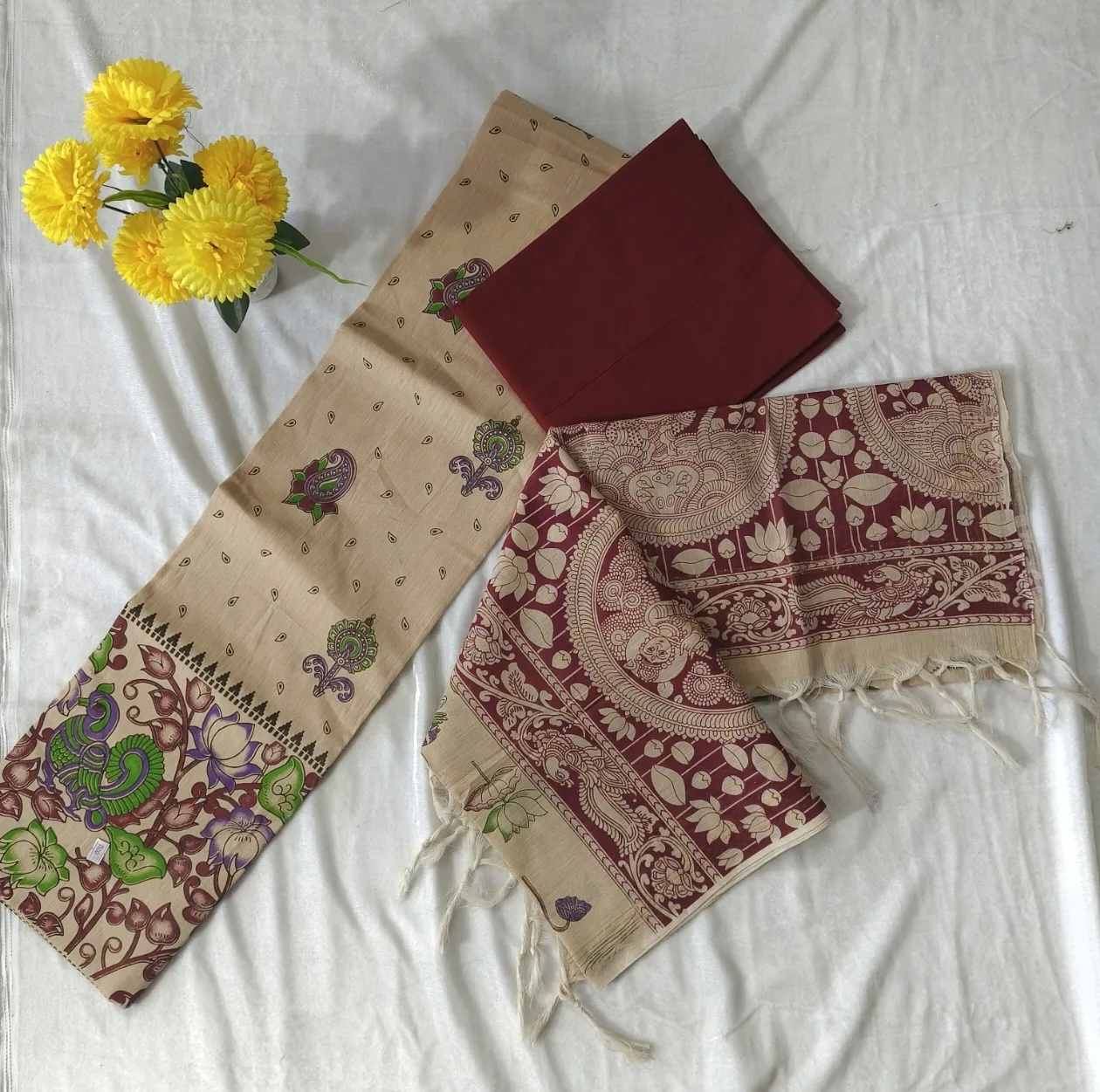 3-Piece Kalamkari Floral & Peacock Printed Unstitched Dress Material