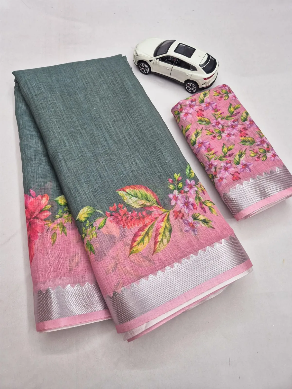 Soft Linen Saree with Mangalagiri Border & Digital Print