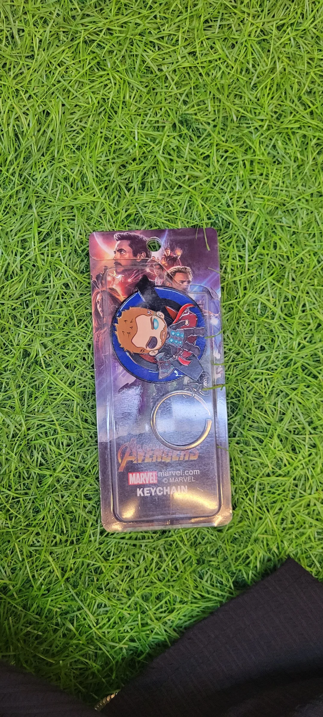 Marvel Avengers Thor spinning metal keychain