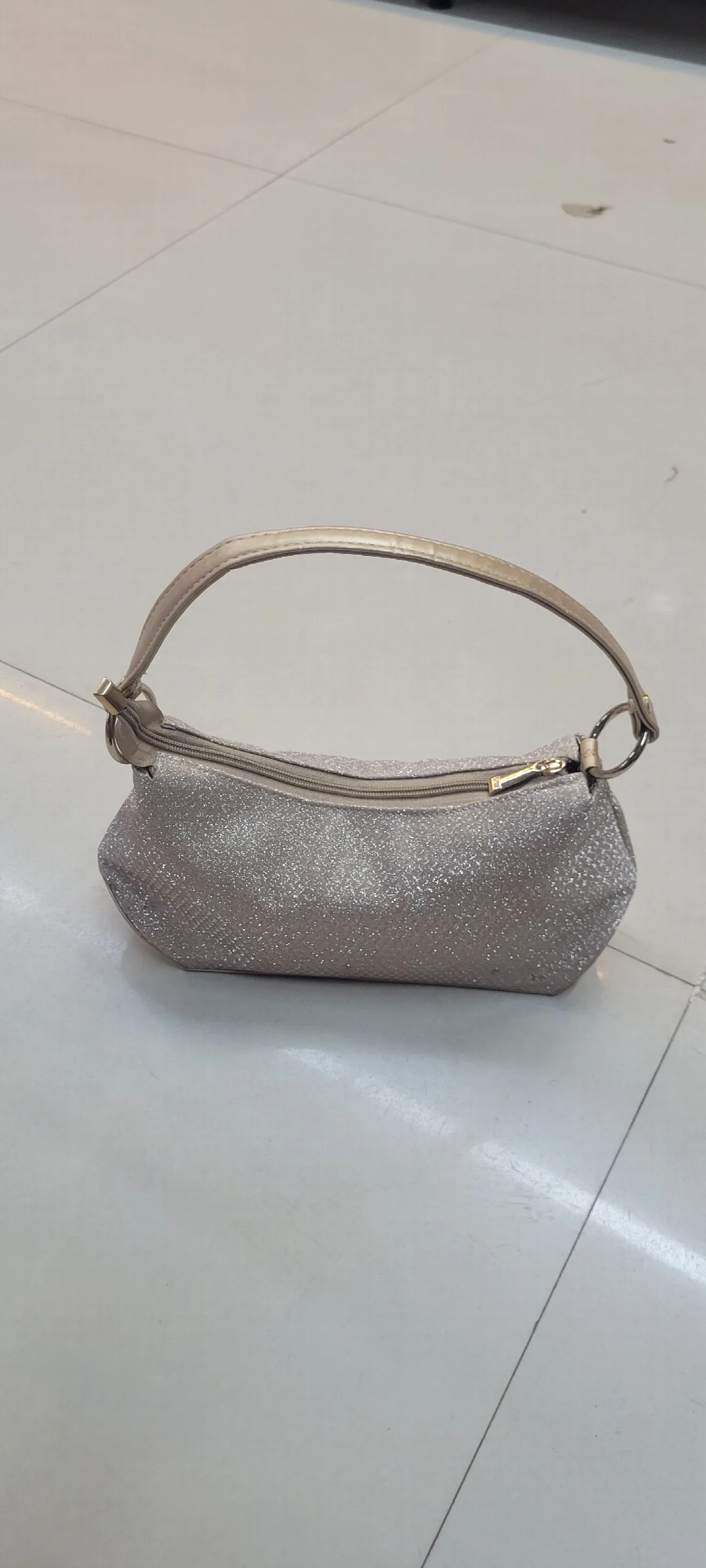 Crescent shoulder bag