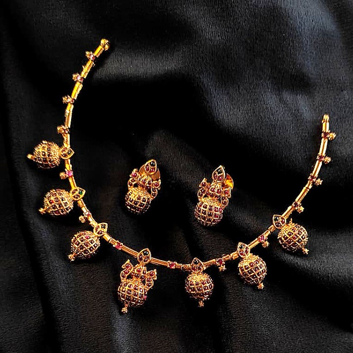 Antique Gold Ball Drop Necklace Set