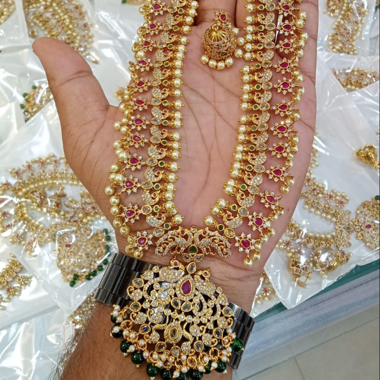 Grand Bridal Kundan Haram with Statement Pendant