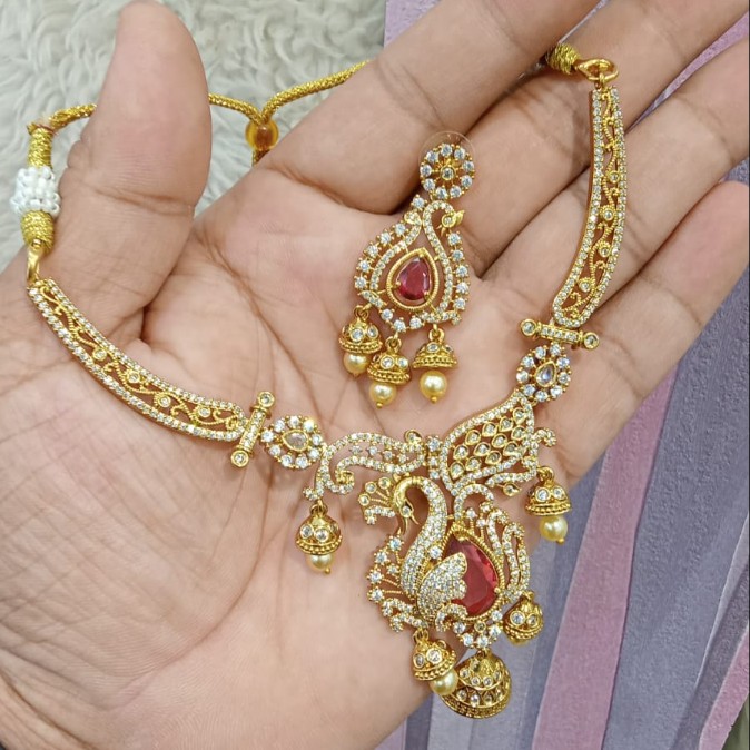 Royal Swan Ruby Pendant Necklace Set