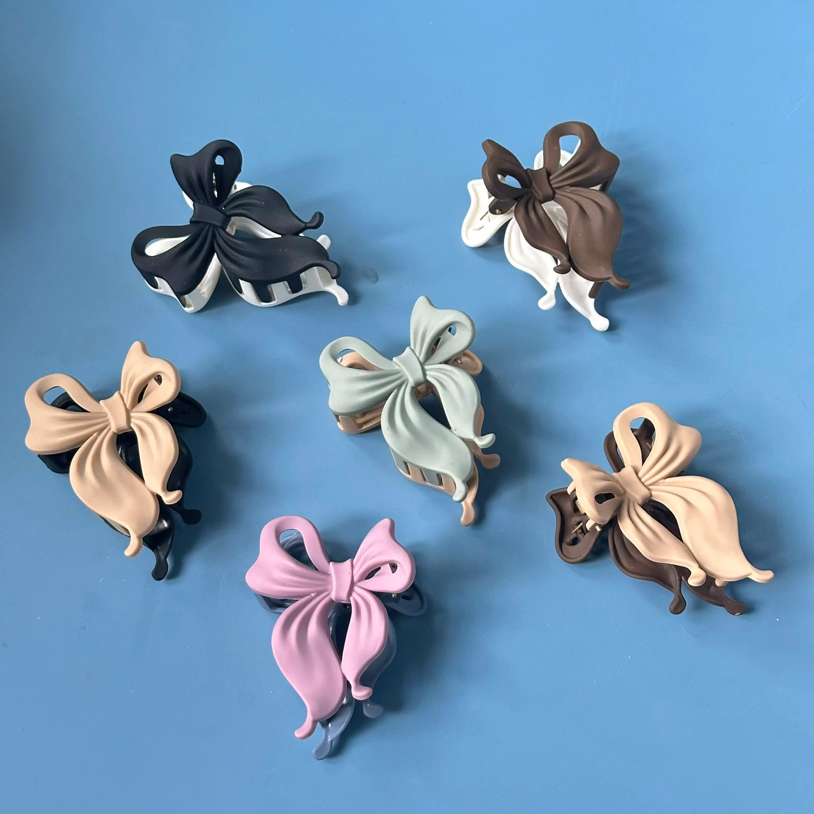 Bow Charm Hair Clutcher Clips
