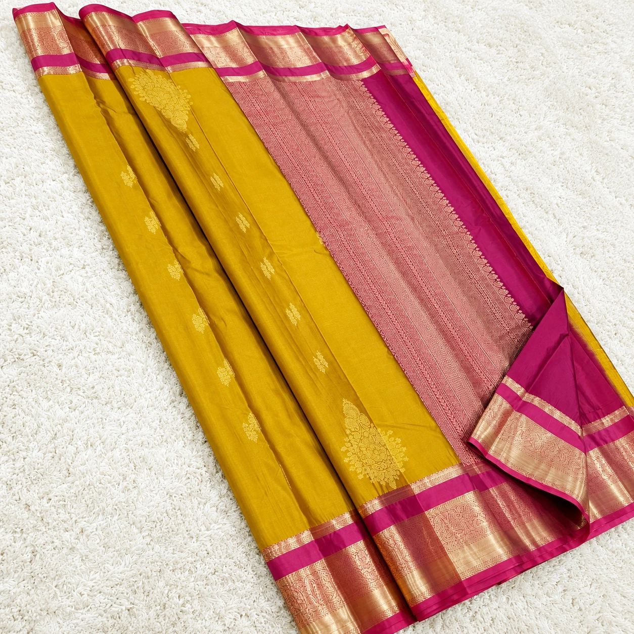 Semi Kanchipuram silk saree