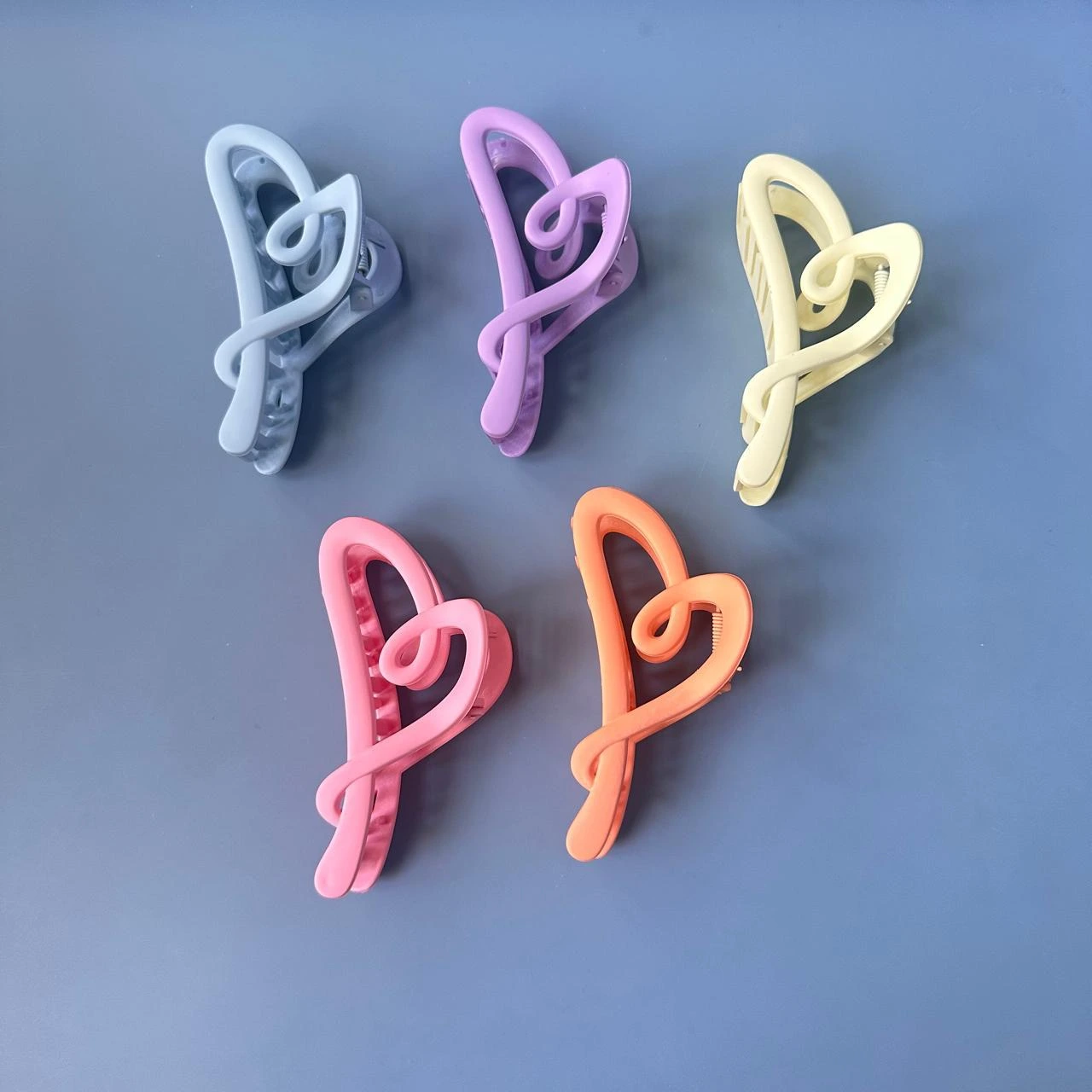 Heart Loop Hair Clutcher