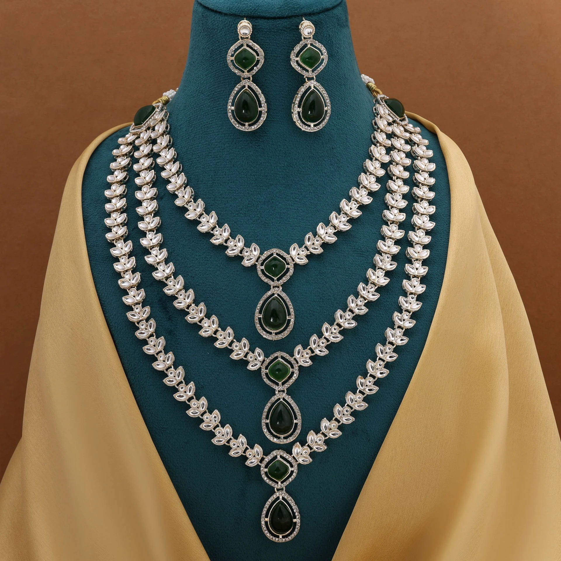 FNKN135GRN Emerald Green Kundan Triple-Layer Necklace Set